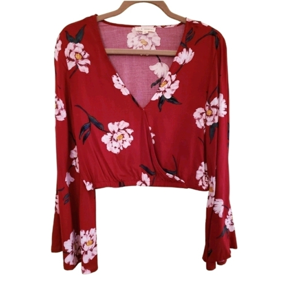 Pacsun LA Hearts red floral v neck bell sleeve crop Top - Picture 1 of 4